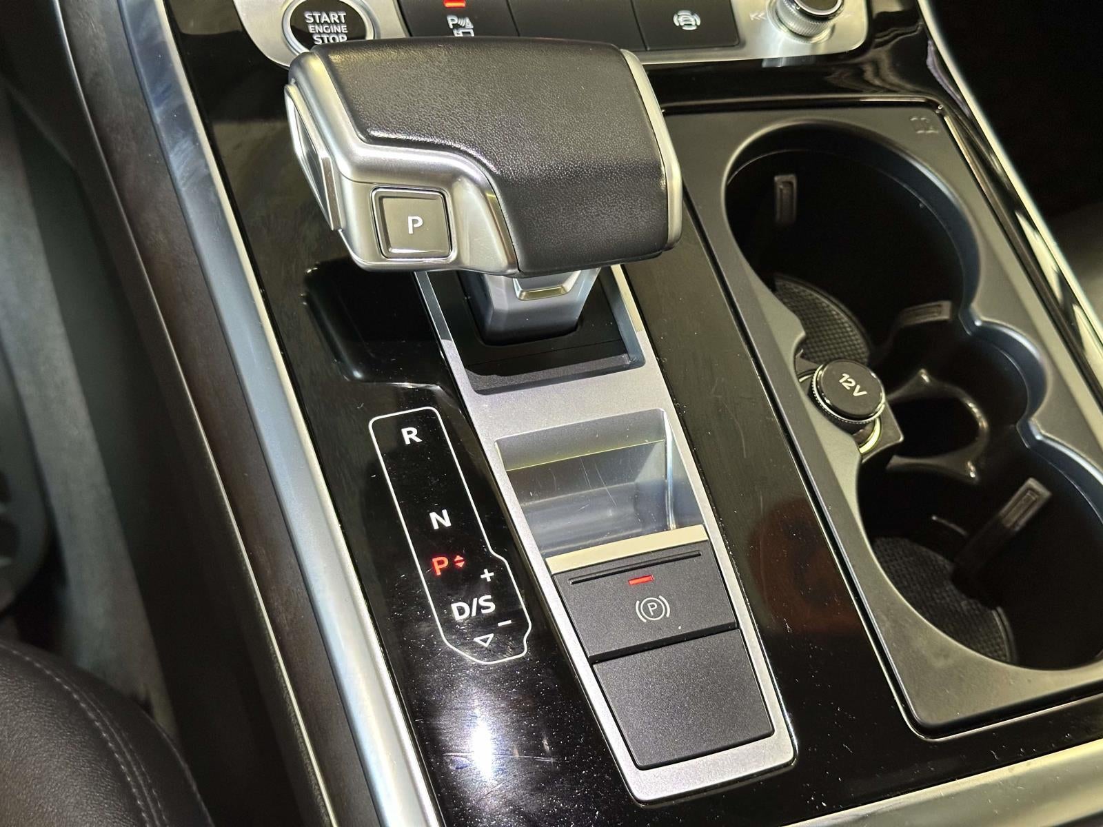 2022 Audi Q7 Premium Plus 55 TFSI quattro Tiptronic