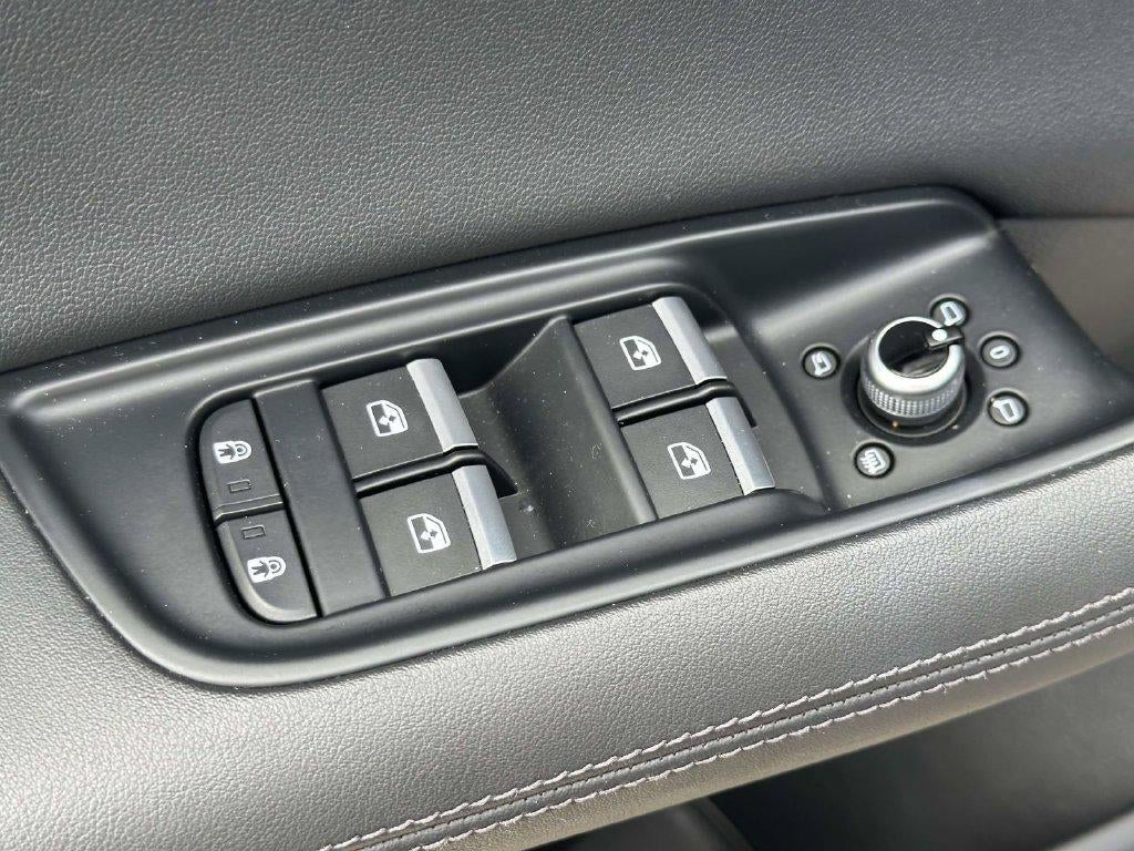 2023 Audi Q7 Premium Plus 55 TFSI quattro Tiptronic