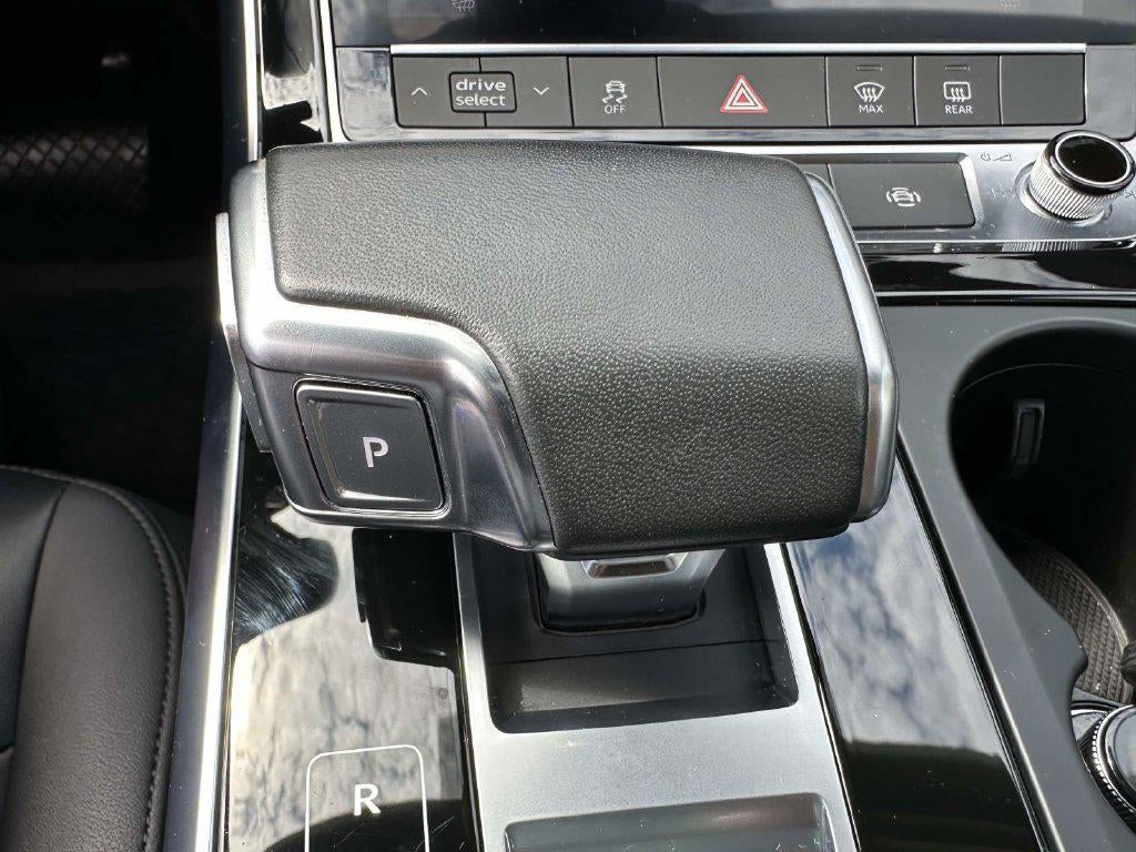 2023 Audi Q7 Premium Plus 55 TFSI quattro Tiptronic
