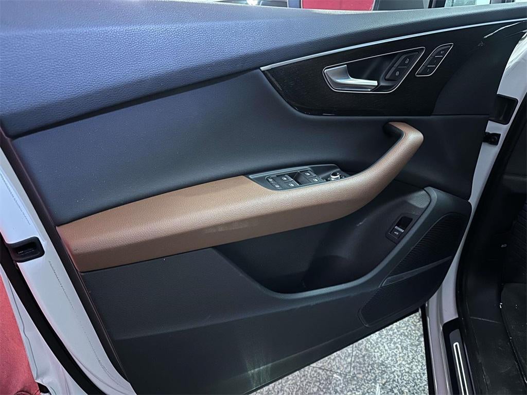 2022 Audi Q7 Premium Plus 55 TFSI quattro Tiptronic