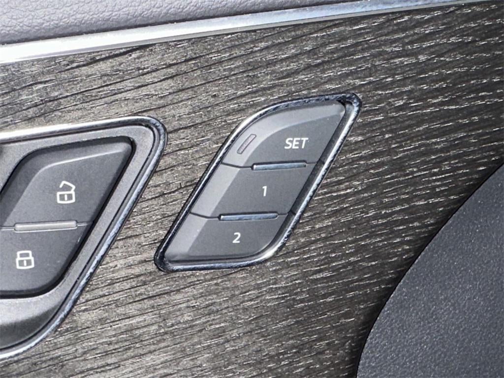 2022 Audi Q7 Premium Plus 55 TFSI quattro Tiptronic