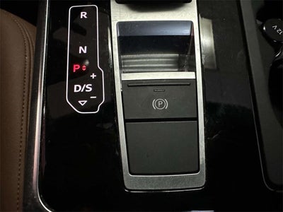 2022 Audi Q7 Premium Plus 55 TFSI quattro Tiptronic