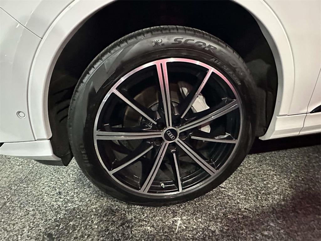 2022 Audi Q7 Premium Plus 55 TFSI quattro Tiptronic