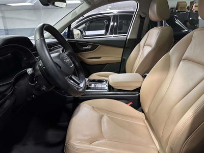 2022 Audi Q7 Premium Plus 55 TFSI quattro Tiptronic