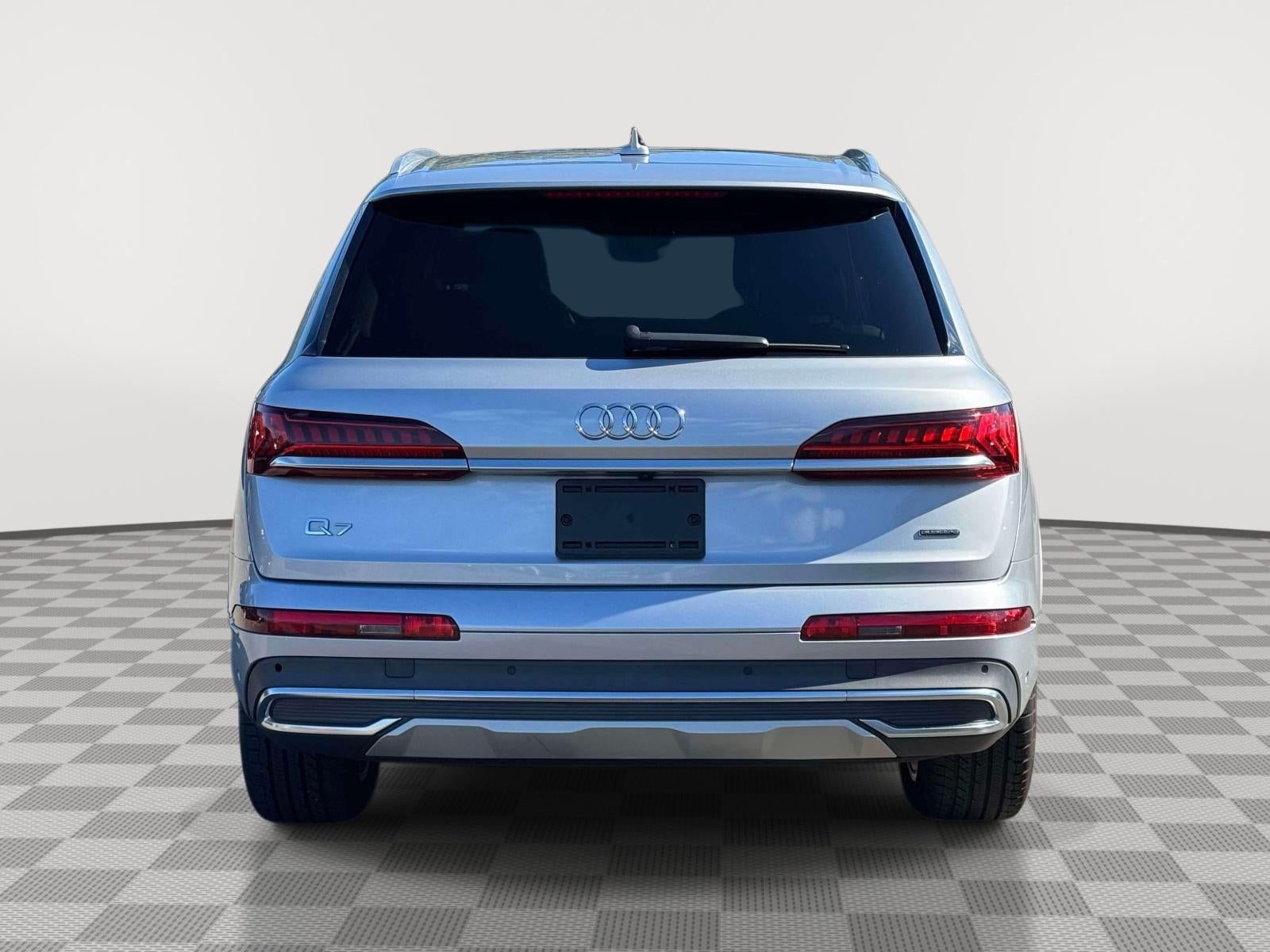 2022 Audi Q7 Premium Plus 55 TFSI quattro Tiptronic