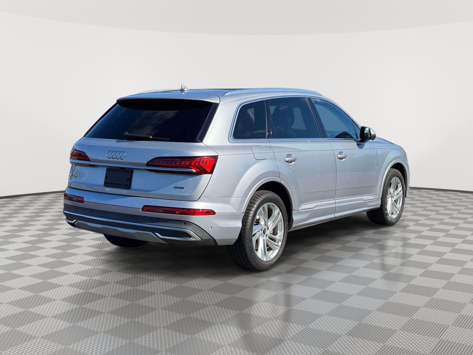 2022 Audi Q7 Premium Plus 55 TFSI quattro Tiptronic