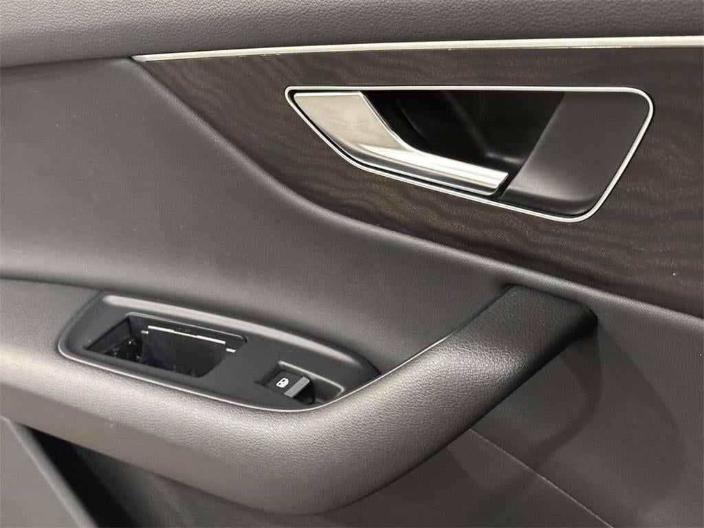 2022 Audi Q7 Premium Plus 55 TFSI quattro Tiptronic