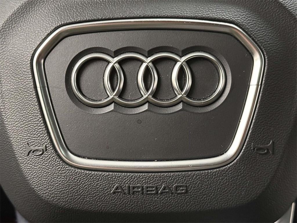 2022 Audi Q7 Premium Plus 55 TFSI quattro Tiptronic