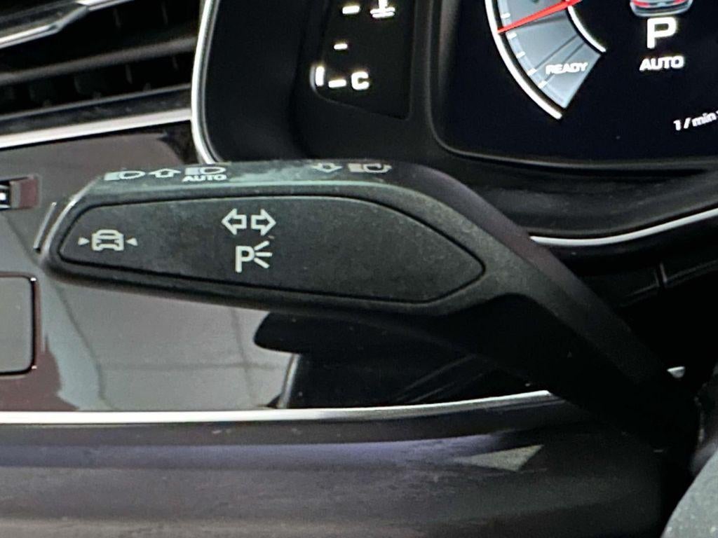 2022 Audi Q7 Premium Plus 55 TFSI quattro Tiptronic