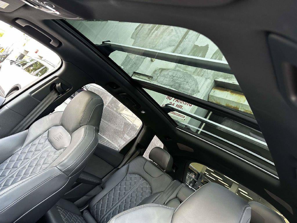 2023 Audi SQ7 Prestige TFSI quattro Tiptronic