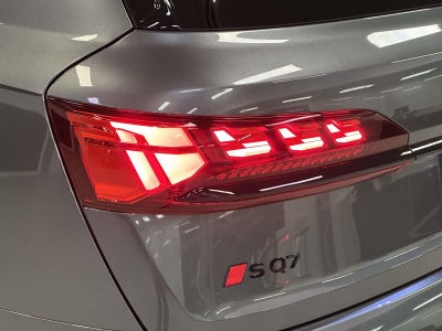 2026 Audi SQ7 Prestige TFSI quattro tiptronic