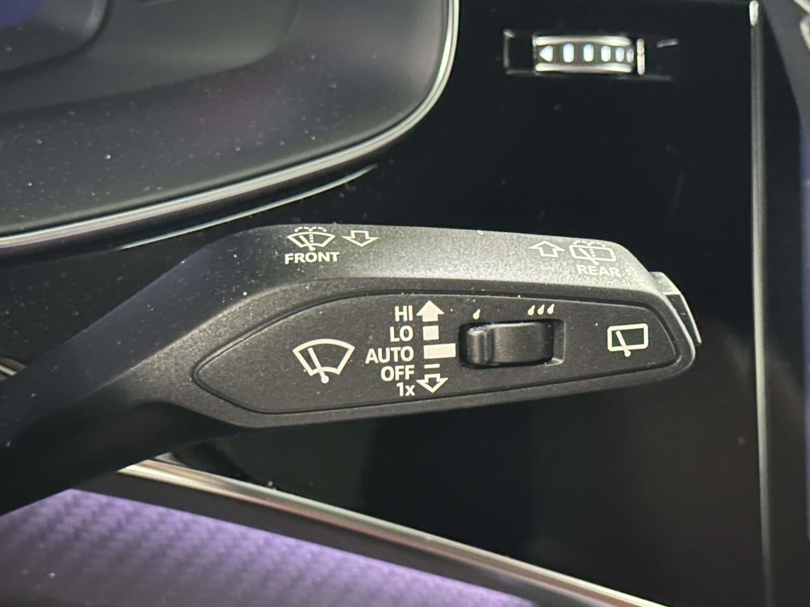 2026 Audi SQ7 Prestige TFSI quattro tiptronic