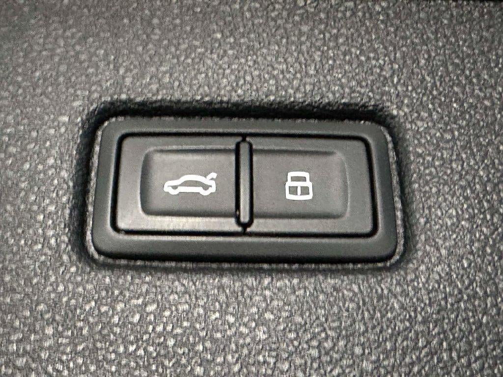 2023 Audi Q7 Prestige 55 TFSI quattro Tiptronic