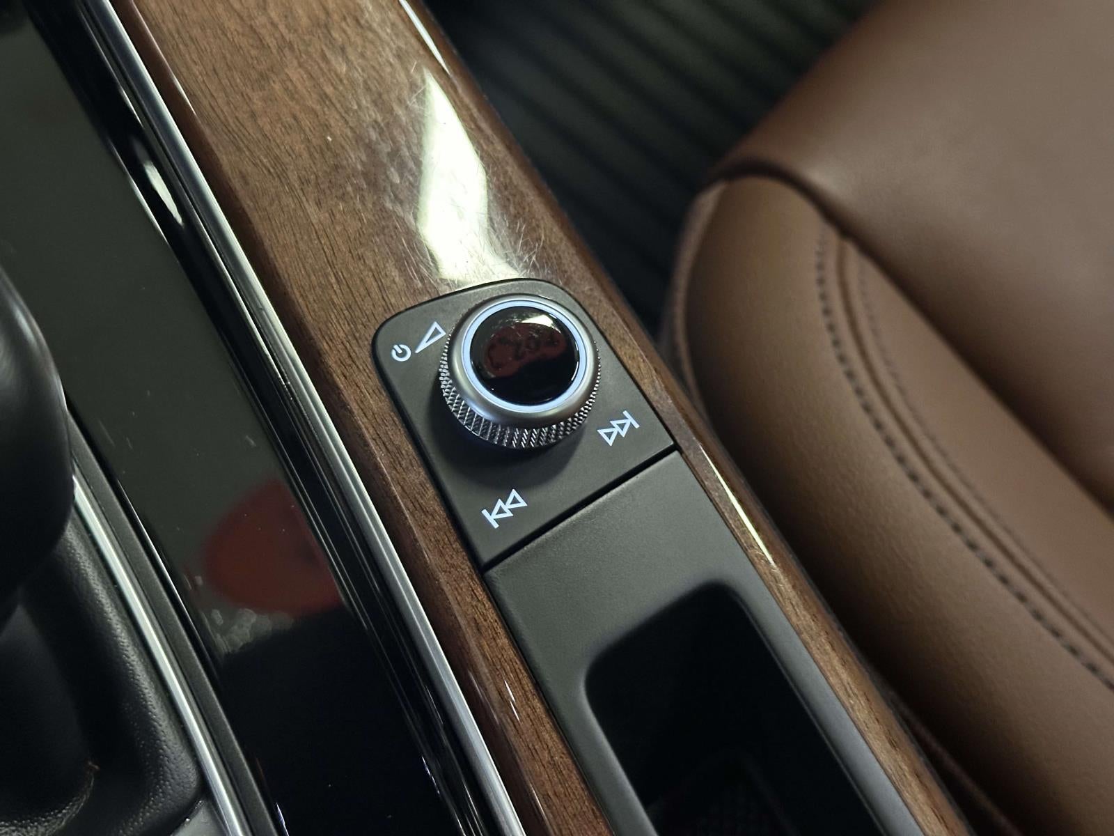 2023 Audi A4 Premium 40 TFSI quattro S tronic