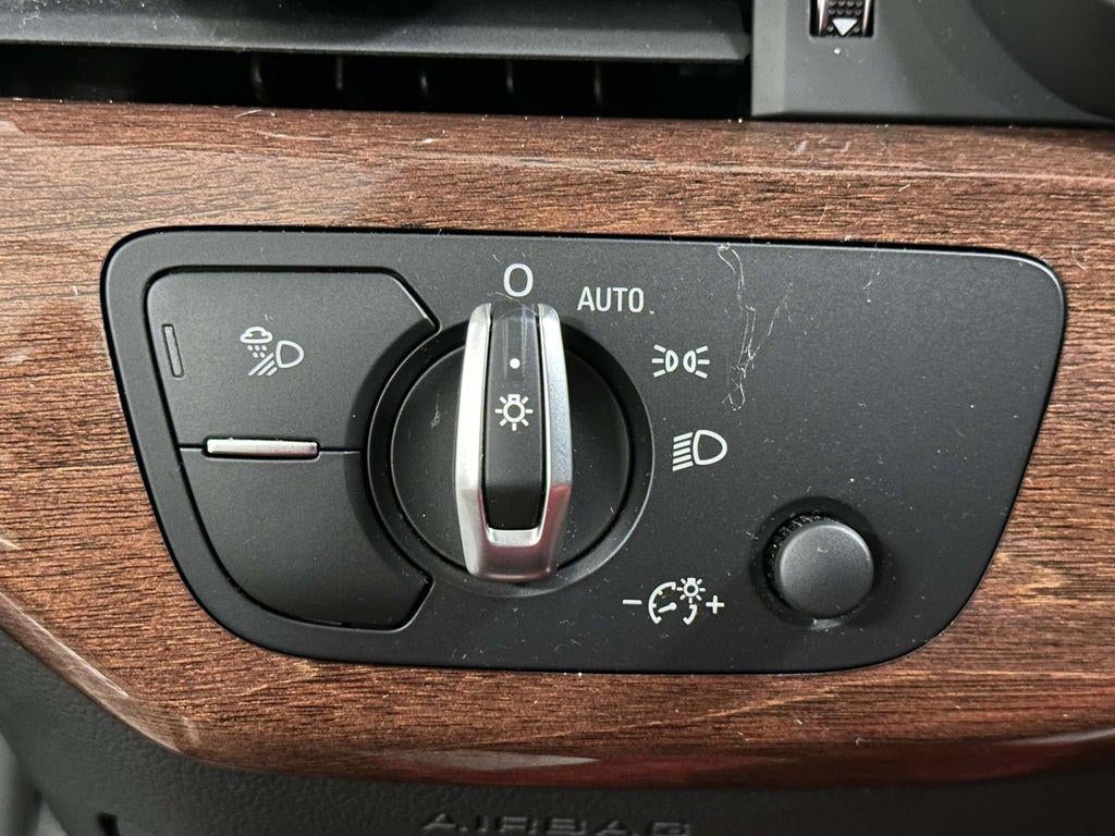 2023 Audi A4 Premium 40 TFSI quattro S tronic