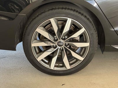 2023 Audi A4 Premium 40 TFSI quattro S tronic