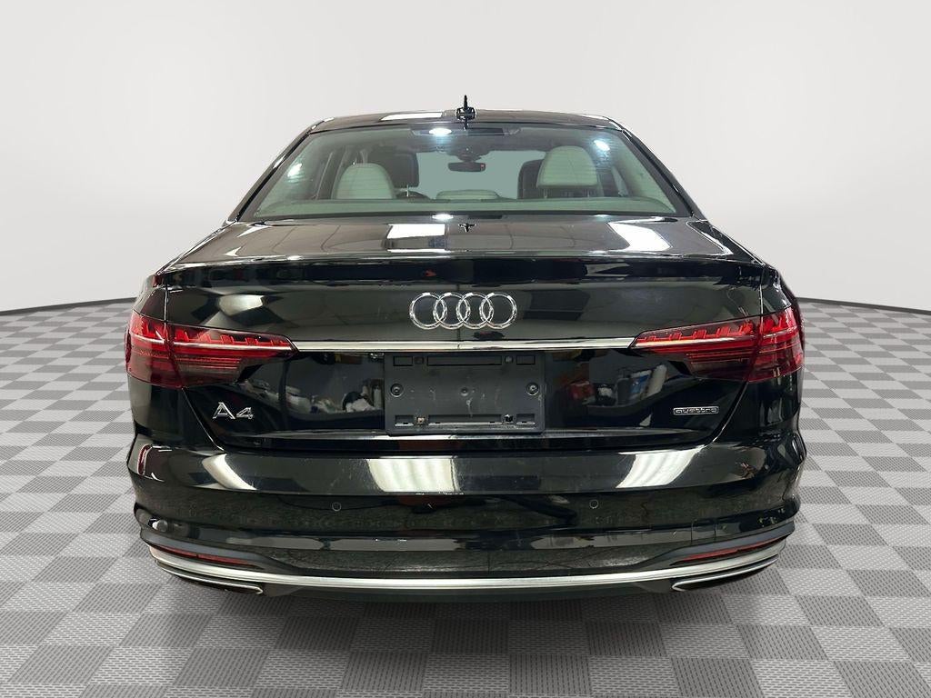2022 Audi A4 Premium 40 TFSI quattro S tronic