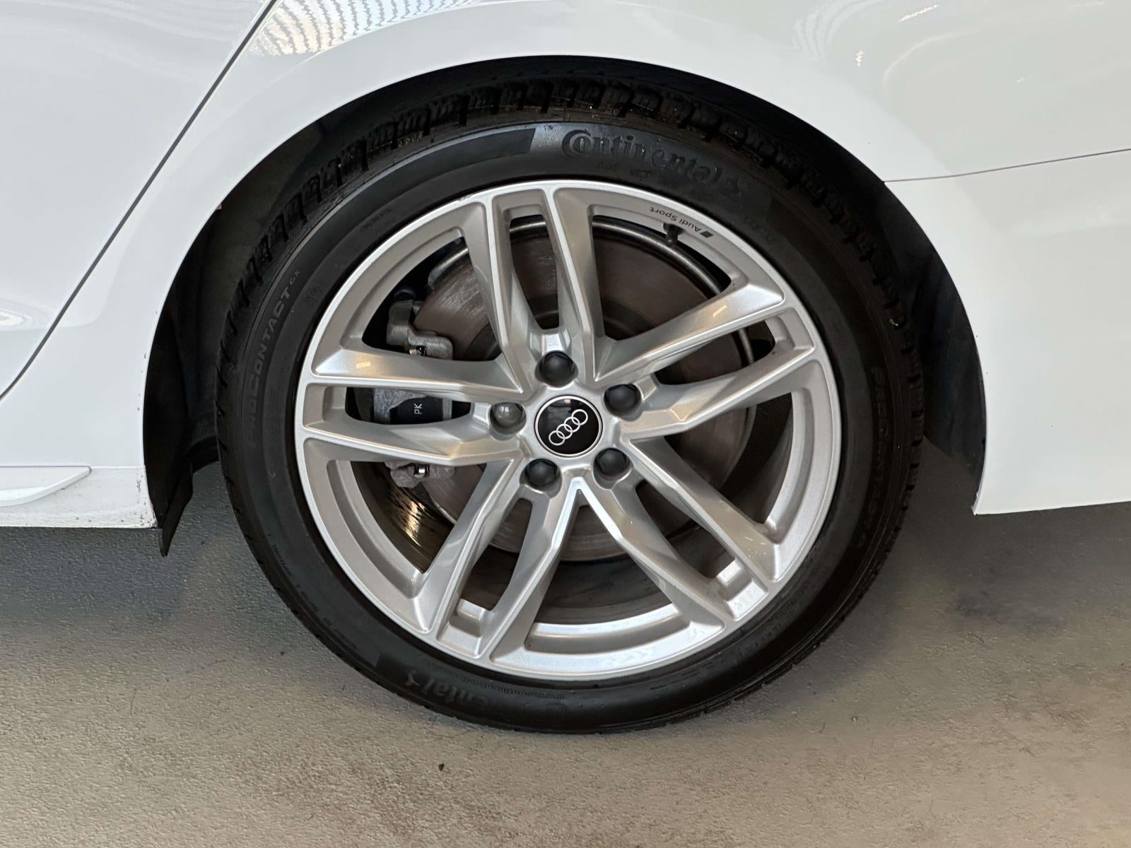 2024 Audi A4 Premium 45 TFSI S line quattro S tronic