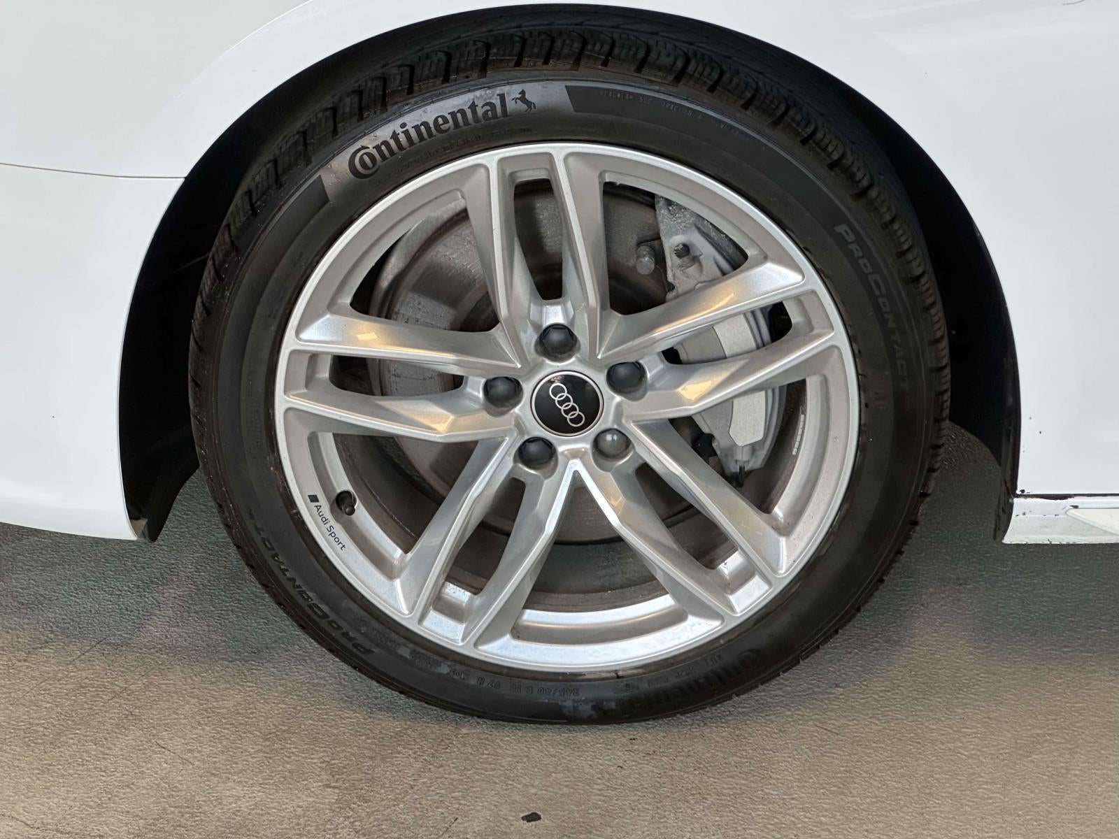2024 Audi A4 Premium 45 TFSI S line quattro S tronic