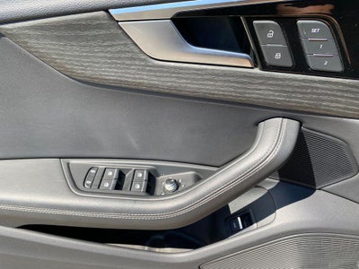 2024 Audi A4 Premium Plus 45 TFSI S line quattro S tronic