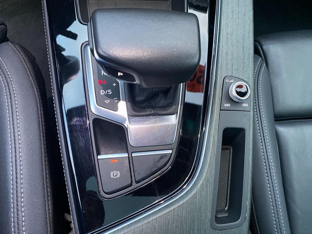 2024 Audi A4 Premium Plus 45 TFSI S line quattro S tronic