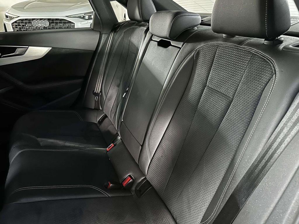 2023 Audi A4 Premium Plus 45 TFSI S line quattro S tronic