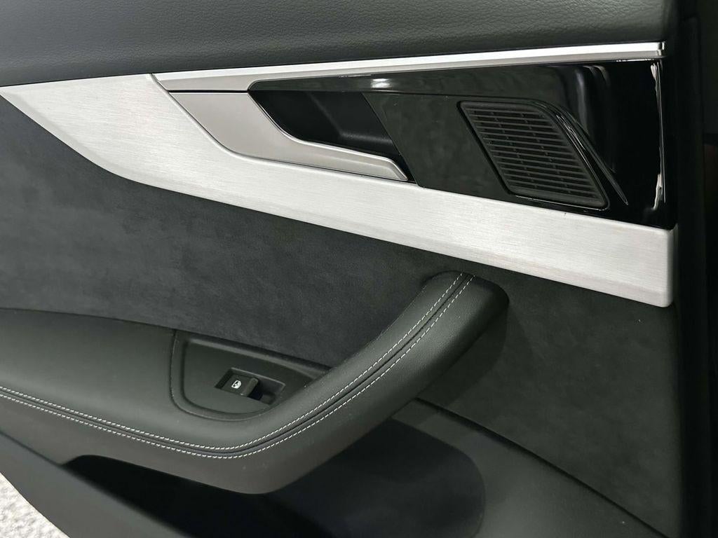 2023 Audi A4 Premium Plus 45 TFSI S line quattro S tronic