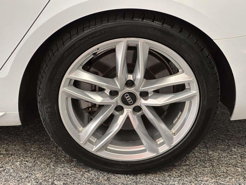 2024 Audi A4 Premium Plus 45 TFSI S line quattro S tronic