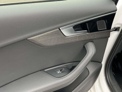 2023 Audi A4 Premium Plus 45 TFSI S line quattro S tronic