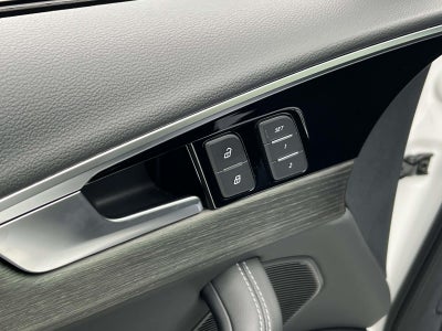 2023 Audi A4 Premium Plus 45 TFSI S line quattro S tronic