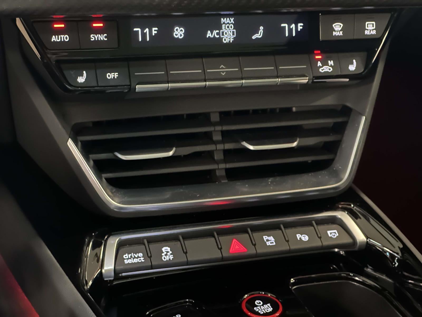 2022 Audi e-tron GT Prestige quattro