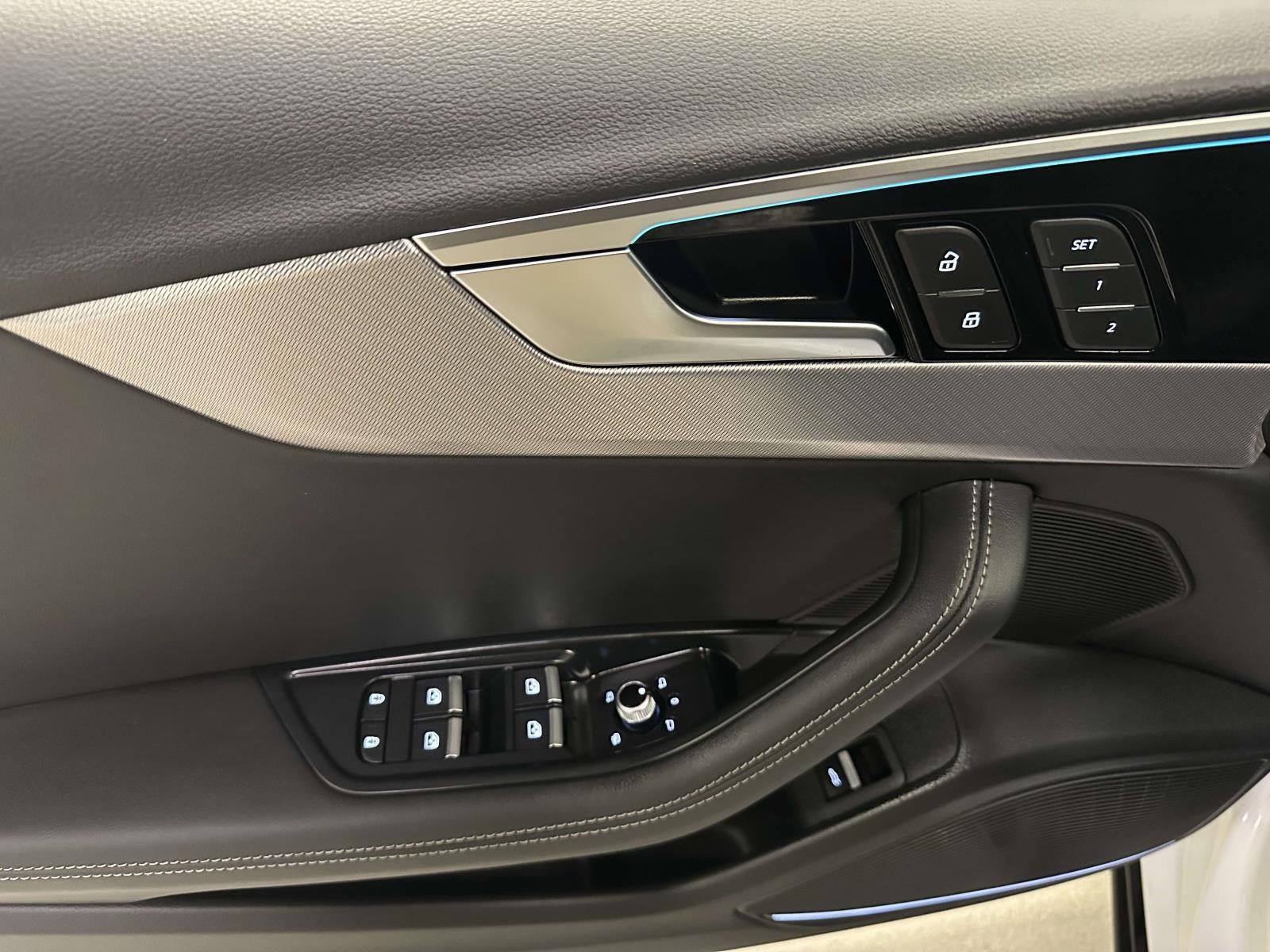 2023 Audi A4 Prestige 45 TFSI S line quattro S tronic