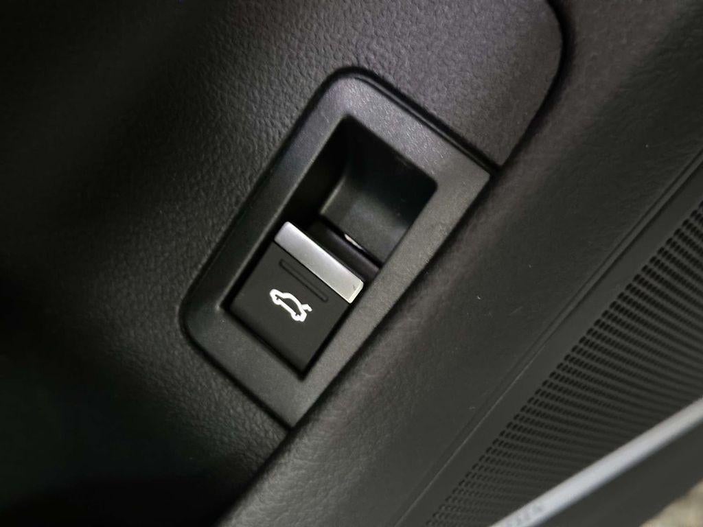 2025 Audi A6 Premium 55 TFSI quattro S tronic