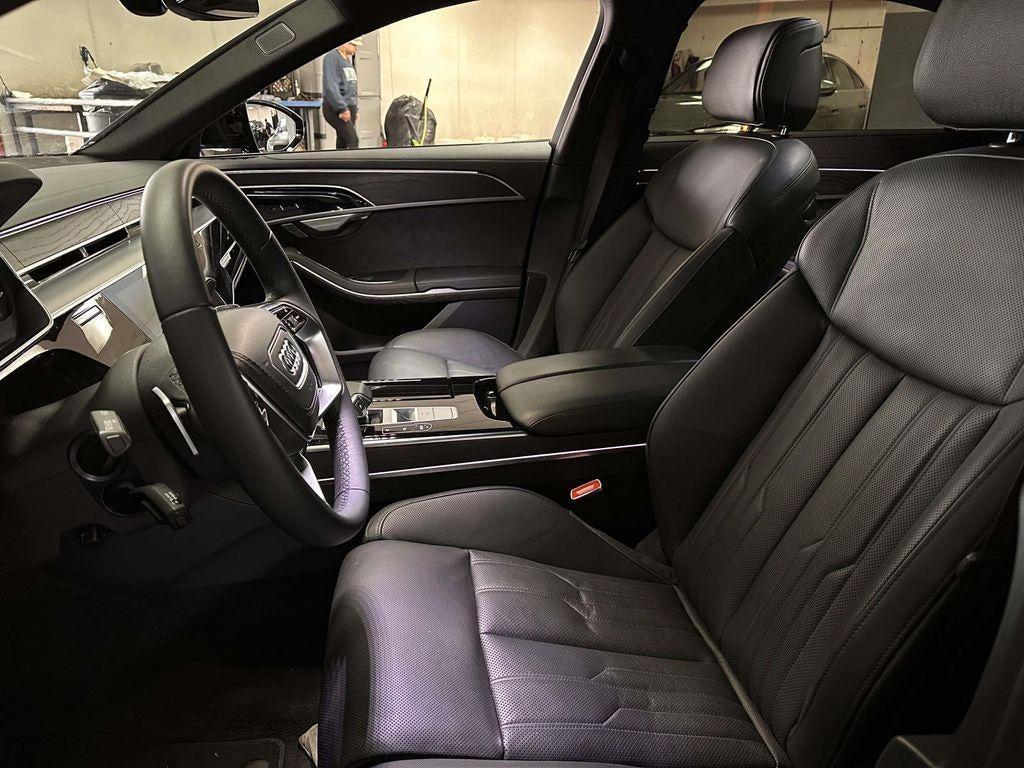 2025 Audi A8 L 55 (Tiptronic)