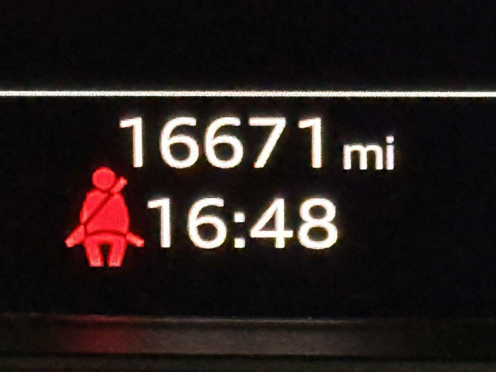 2025 Audi A8 L 55 (Tiptronic)