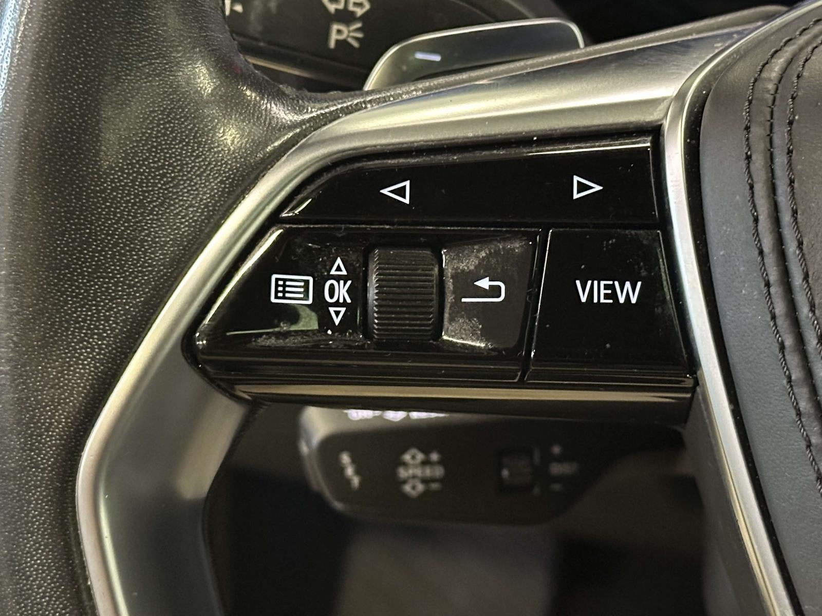 2022 Audi A8 L 55 TFSI quattro Tiptronic