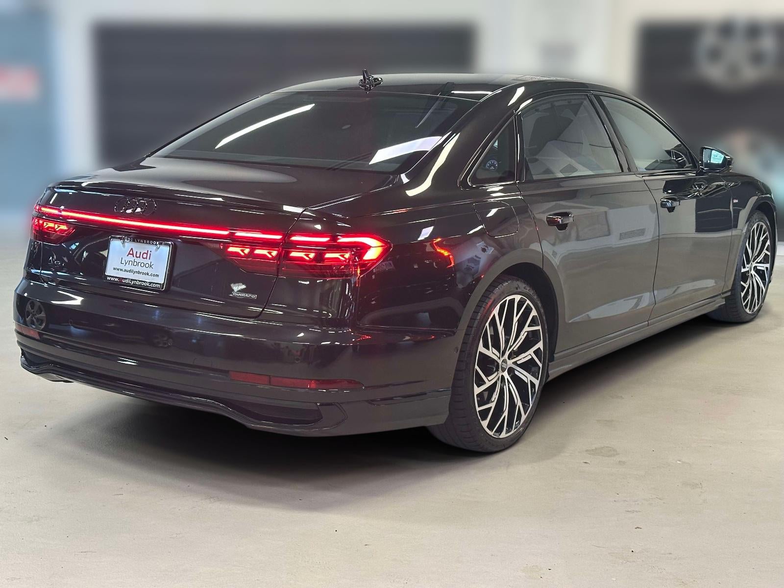2022 Audi A8 L 55 TFSI quattro Tiptronic