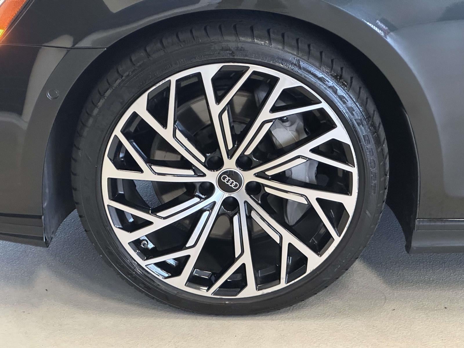 2022 Audi A8 L 55 TFSI quattro Tiptronic