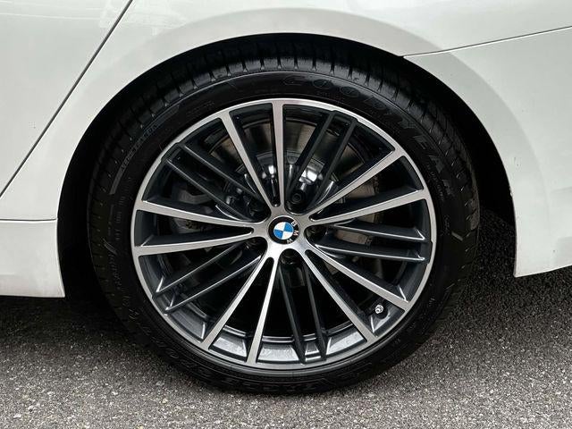 2023 BMW 530 i xDrive