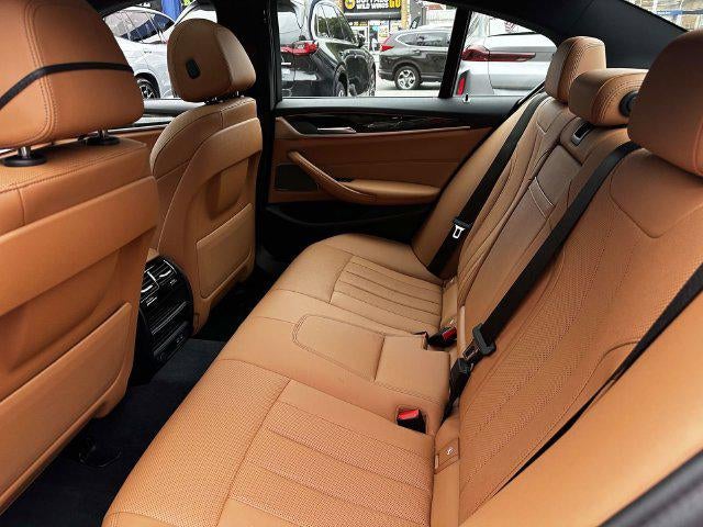 2023 BMW 530 i xDrive