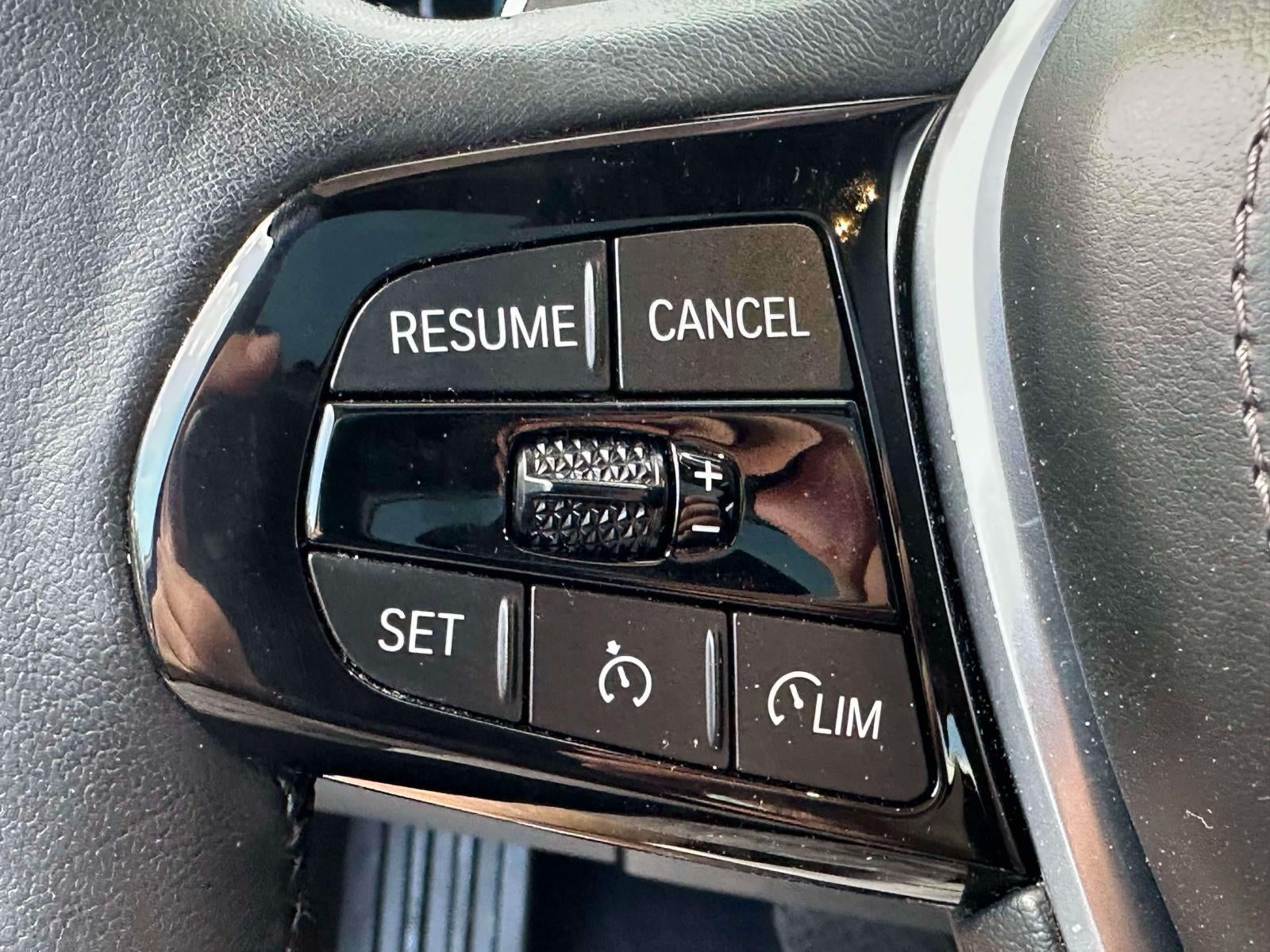 2022 BMW 530 i xDrive