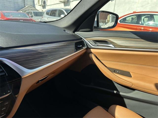 2023 BMW 530 i xDrive