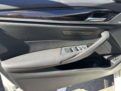 2023 BMW 530 i xDrive