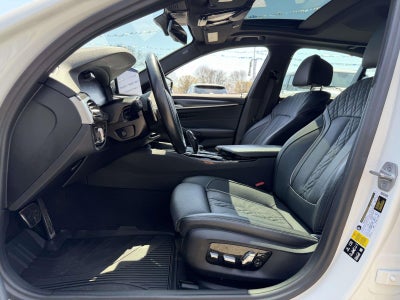 2023 BMW 530 i xDrive