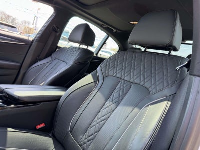 2023 BMW 530 i xDrive