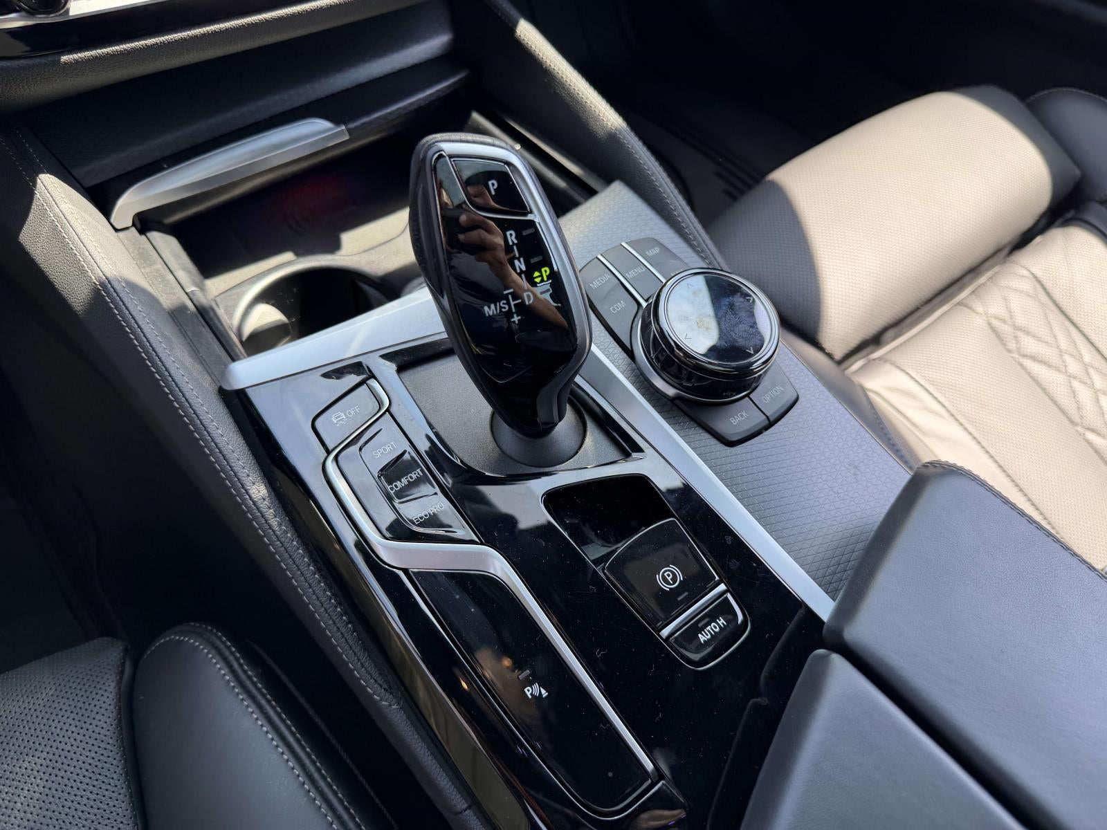 2023 BMW 530 i xDrive