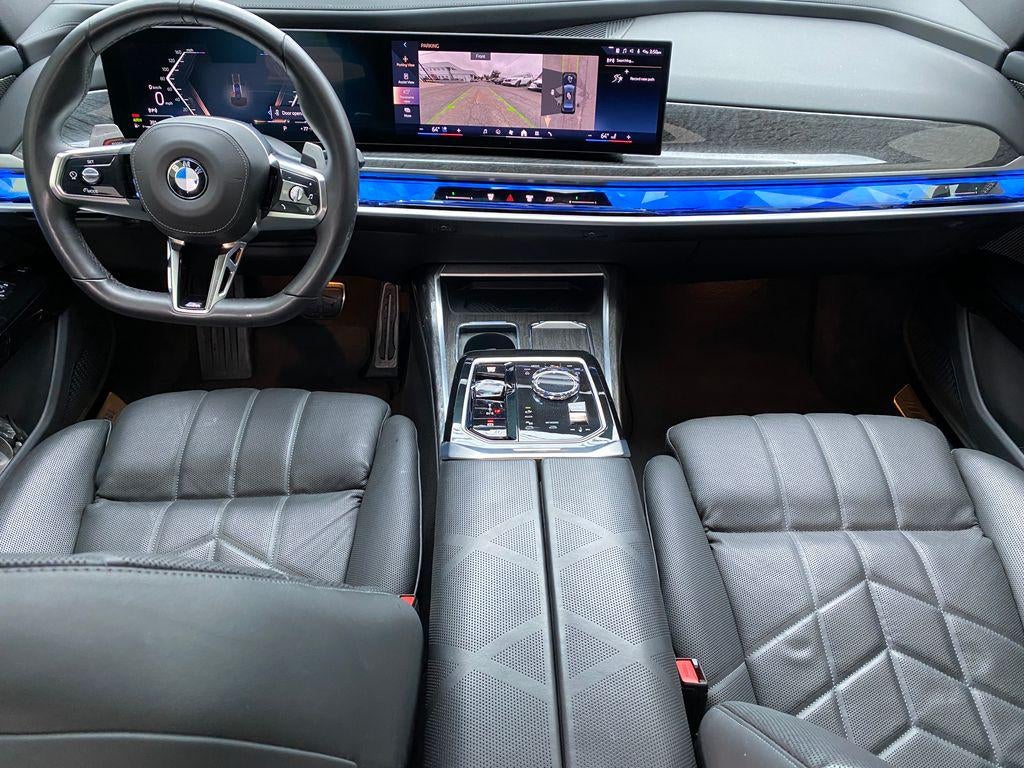 2025 BMW 740i xDrive