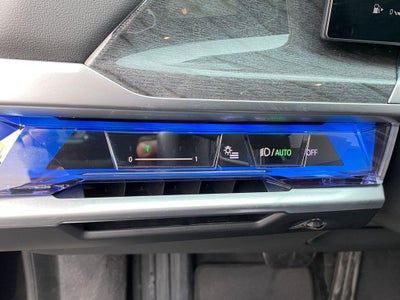2025 BMW 740i xDrive