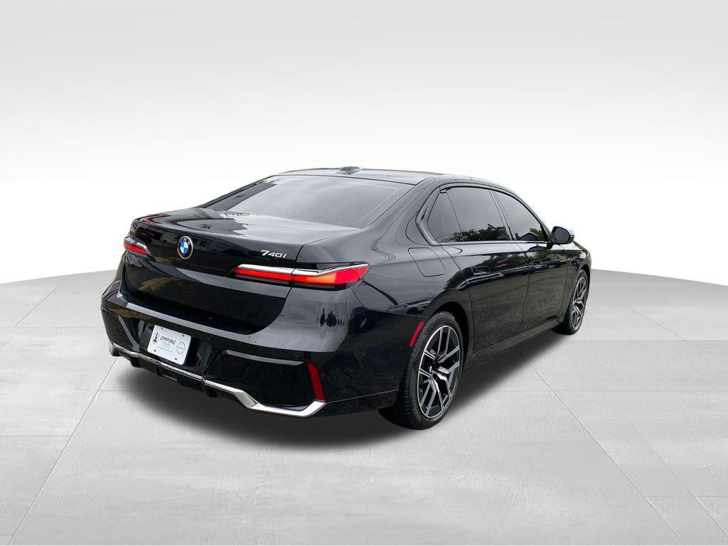 2025 BMW 740i xDrive