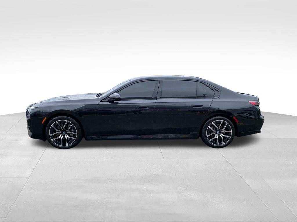 2025 BMW 740i xDrive